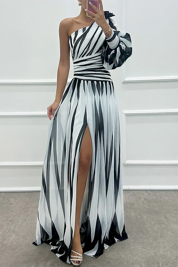 Shiloh - Abito Maxi Elegante a Righe con Una Spalla