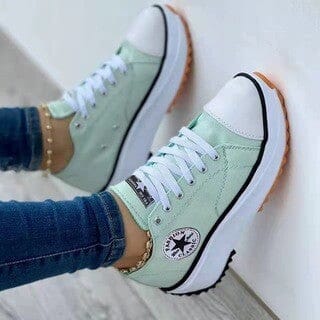Scarpe da Donna con Funzione Ortopedica e Design Moderno