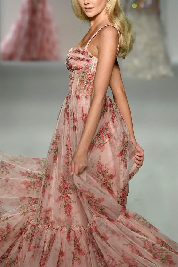 Abito in Tulle con Volant Elysian
