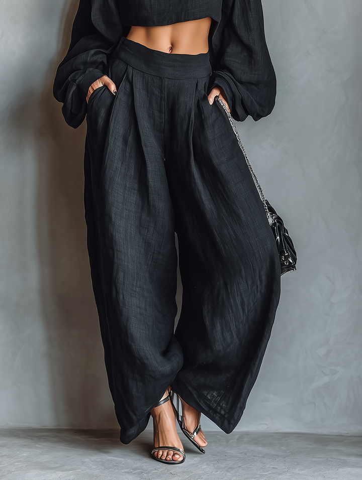Tess™ | Completo con spalle scoperte e pantaloni larghi