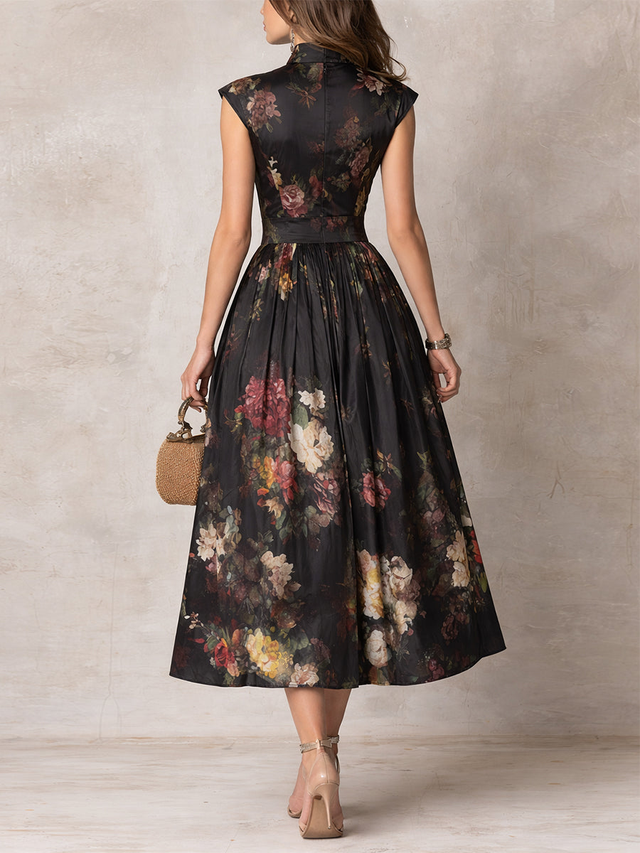 Patricia | Vestito Midi Plissettato in Satin Nero con Fiori