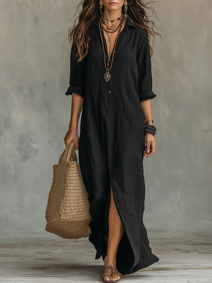 Soline™ | Vestito maxi nero svasato con bottoni