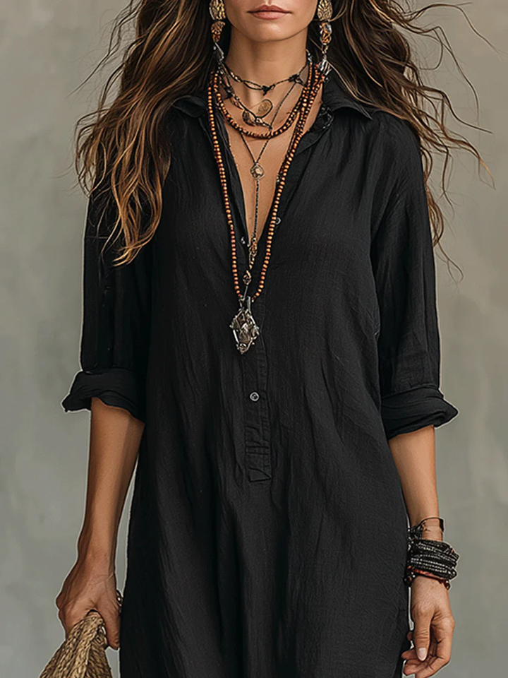 Soline™ | Vestito maxi nero svasato con bottoni