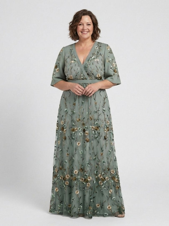 Evadne | Abito Maxi Ricamato con Scollatura a V
