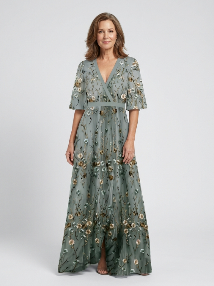 Evadne | Abito Maxi Ricamato con Scollatura a V