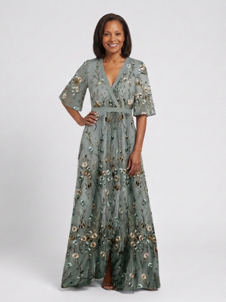 Evadne | Abito Maxi Ricamato con Scollatura a V