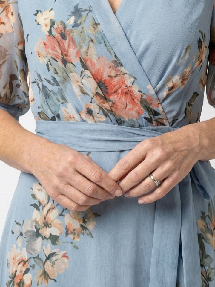 Elowen | Vestito Maxi a V con Maniche a Fiori